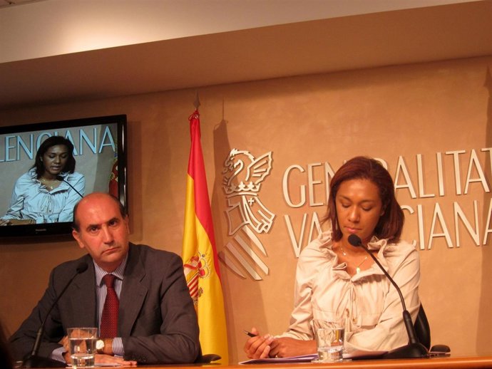 Enrique Verdeguer Y Lola Johnson