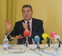 Air Nostrum afronta un año de "perspectivas terribles" con refuerzo en Madrid y menor oferta en Valencia