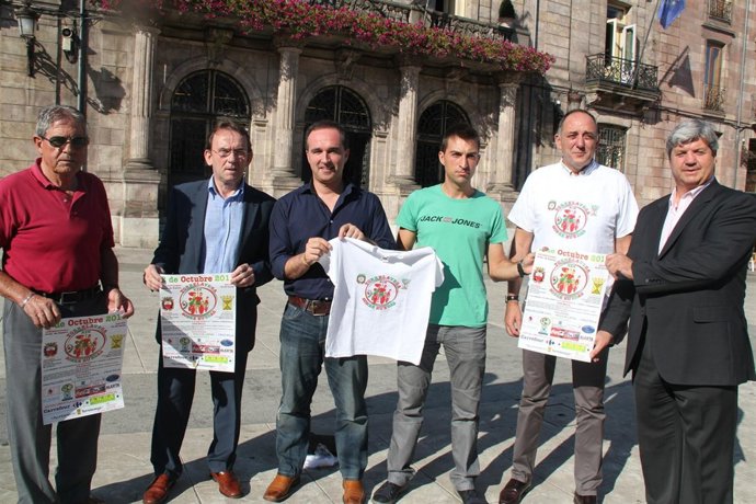 Presentación De La Marcha 'Torrelavega Sobre Ruedas'