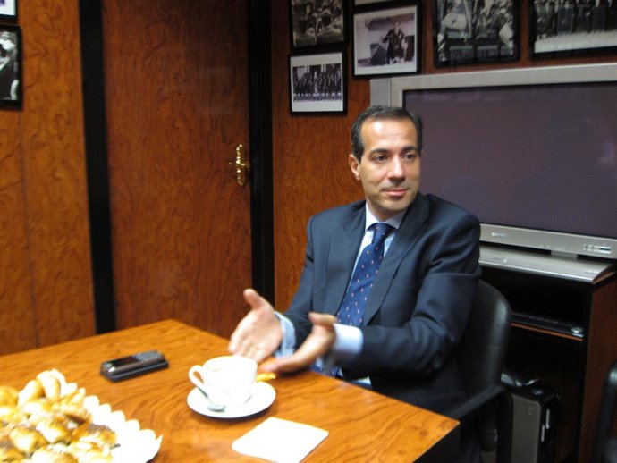 Salvador Victoria, Consejero De Asuntos Sociales De La Comunidad De Madrid