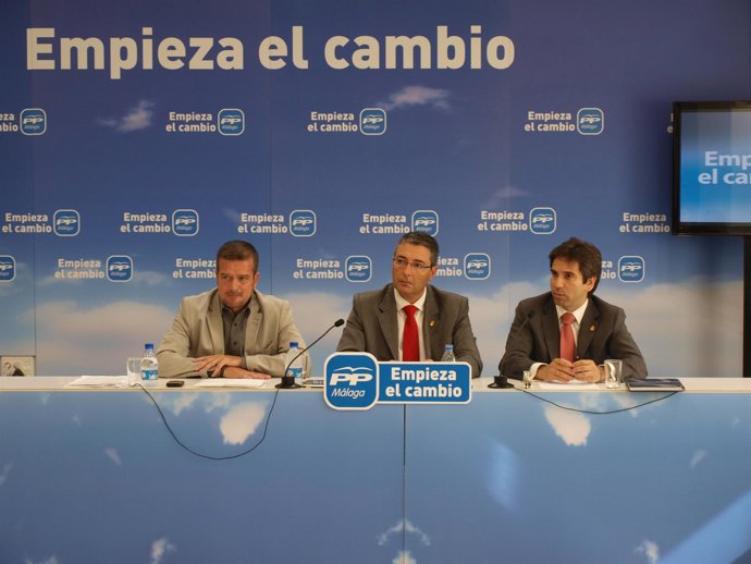 Los Asistentes Al Foro      