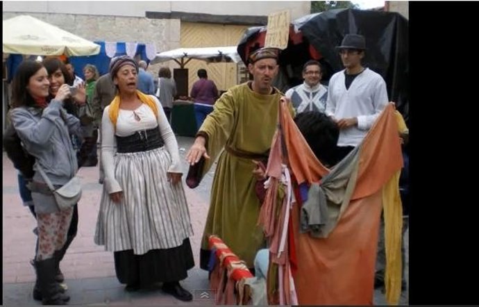 Mercado Medieval En Quintanilla De Onésimo (Valladolid)