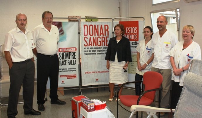 La Consejera Palacios En El Centro De Hemodonación