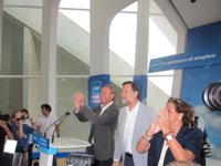 Rajoy propone bonificar con 3.000? al empresario que contrate a su primer empleado y bajar el Impuesto de Sociedades