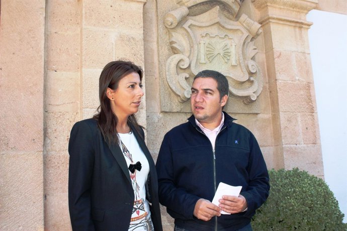 Fernández Y Bendodo, Durante La Visita