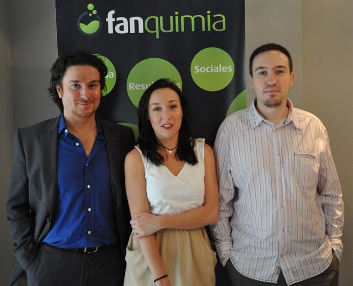 De Izquierda A Derecha: Manuel Hernando, Mónica Rojo Y Christian Rojo