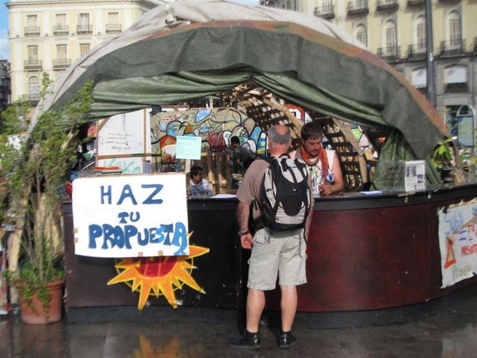 Sol Tras El Final De La Acampada