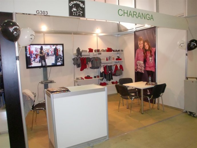 Expositor De Charanga En La Feria De Franquicias 'Buybrand'