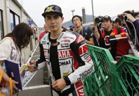 Motociclismo/GP Japón.- Lorenzo (Yamaha): "No me esperaba una carrera tan extraña"