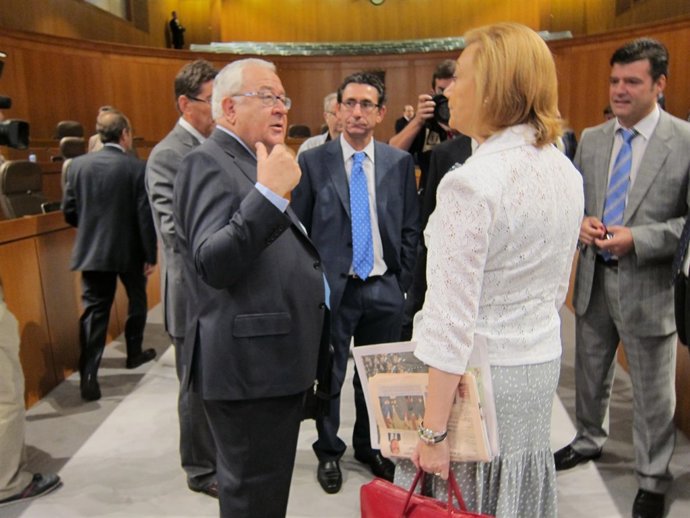 José Ángel Biel Y Luisa Fernanda Rudi, En Las Cortes
