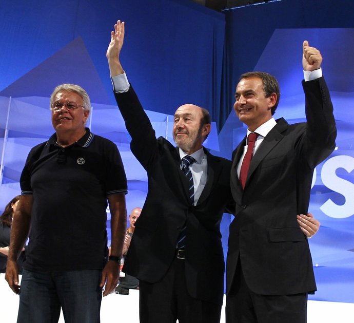 Zapatero, González Y Rubalcaba En La Conferencia Del PSOE
