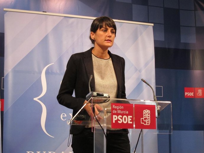 La Cabeza De Lista Por El PSRM Al Congreso, María González Veracruz