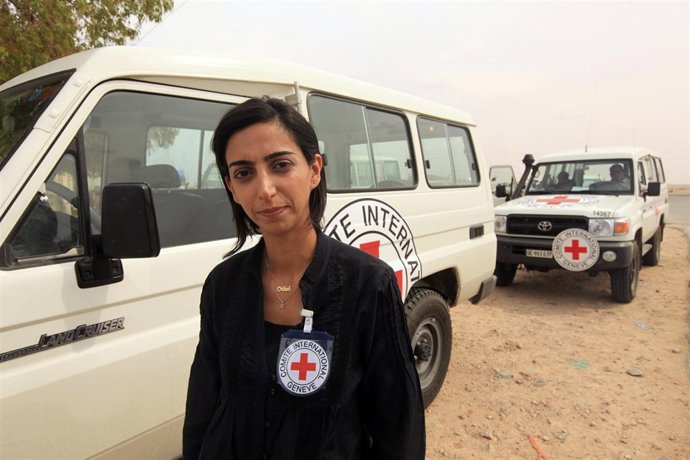 Conboy De La Cruz Roja Intentando Entrar En Sirte (Sin Éxito)