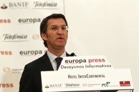 Feijóo se reafirma en que la fusión de cajas era "la única posibilidad" y censura la supervisión del Banco de España