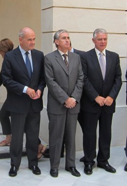 Manuel Chaves Preside La Comisión Del Bicentenario En Cádiz