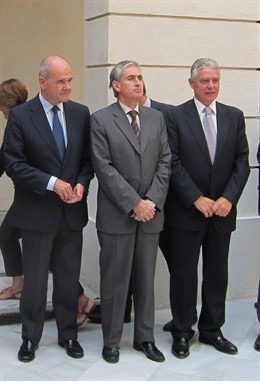 Manuel Chaves Preside La Comisión Del Bicentenario En Cádiz