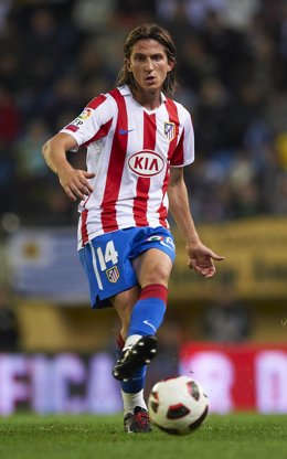 Filipe Luis en una partido con el Atlético de Madrid