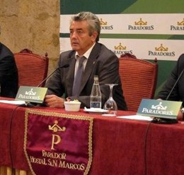 Miguel Martínez, Presidente De Paradores