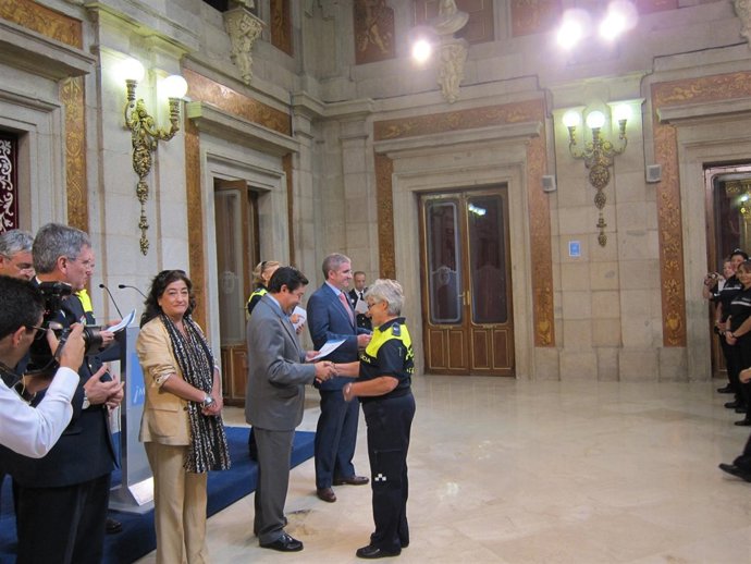 La Primera Promoción De Mujeres Policía Cumple 40 Años