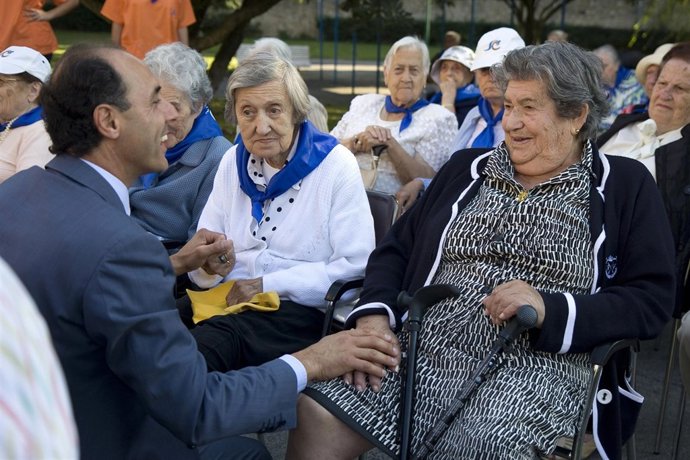 Ignacio Diego En La Residencia San Cándido 