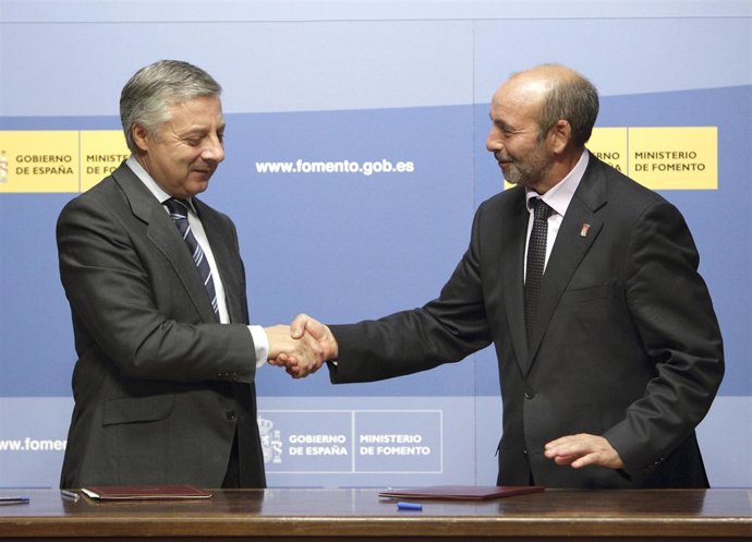 Alcalde De San Vicente Con José Blanco