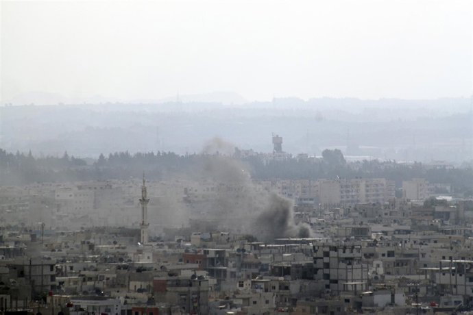 Bombardeo Sobre La Ciudad Siria De Latakia