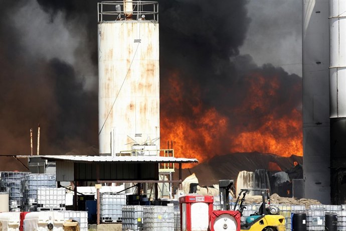 Incendio En La Planta Química De Waxahachie (Texas)