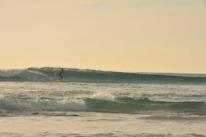 Luchando Con Las Olas