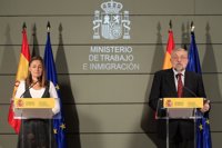 Trabajo culpa a las CCAA de parte del repunte del paro por los ajustes