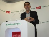 PSOE remitirá a CiU los datos de la agricultura y pide a los líderes catalanes que "se den un punto en la boca"