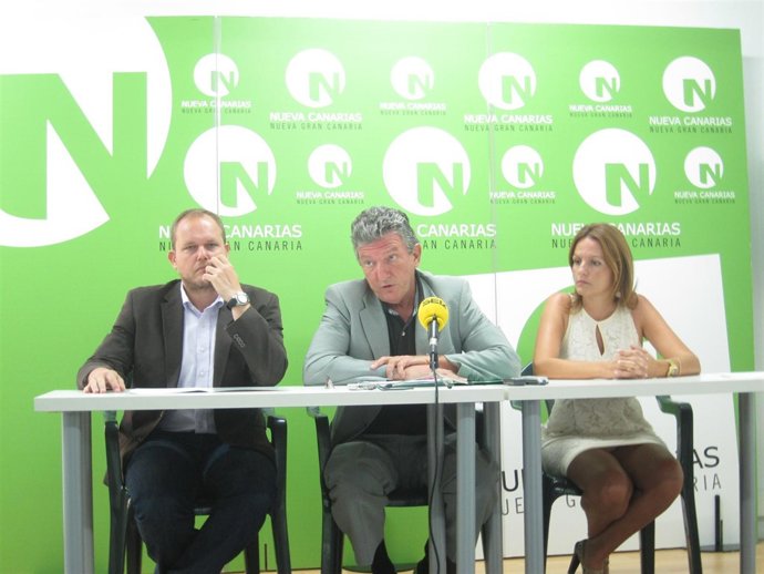 Eduardo Ramírez, Pedro Quevedo Y Leticia Martín De Nueva Canarias