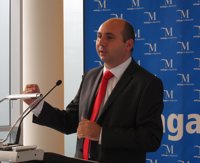 Conejo dice que no ha recibido el escrito que pide su dimisión e insiste en que no tiene oposición en su partido