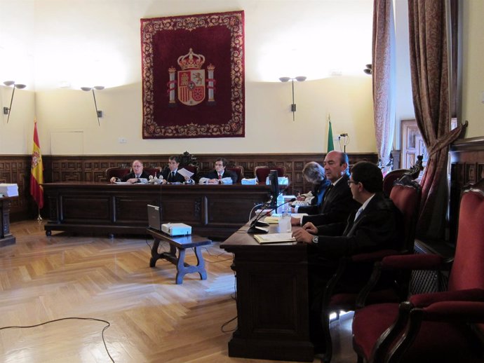 Juicio En El TSJA Contra El Juez De Sevilla Francisco Serrano