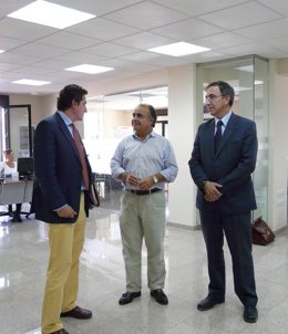 Visita Ingenieros Sobre Refinería