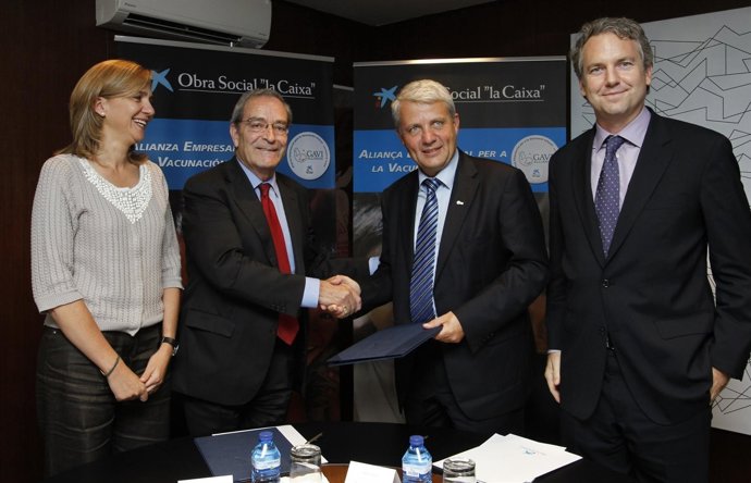 Director General Fundació La Caixa, Jaime Lanaspa, Firma Acuerdo Vacunación