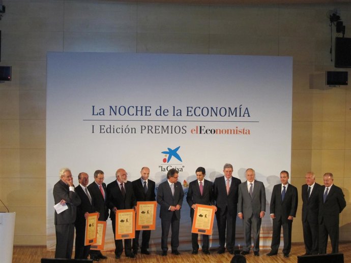 El Presidente Artur Mas Asiste A La Celebración De La Noche De La Caixa