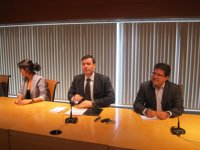 Gómez reclama a Aguirre que "rectifique y dé un paso atrás" 