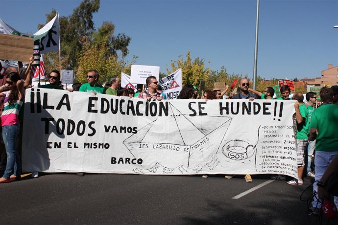 MANIFESTACION CONTRA RECORTES Y EDUCACIÓN