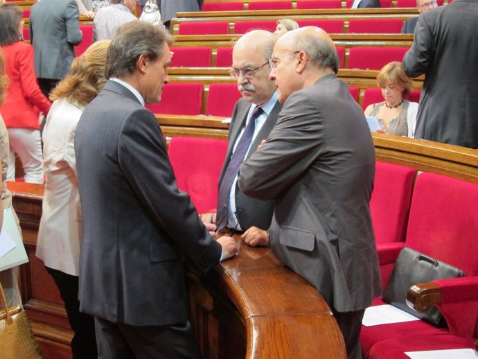 Artur Mas, Andreu Mas-Colell Y Boi Ruiz, En El Parlament