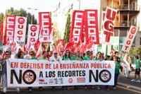Más de 6.000 docentes se manifiestan en C-LM por la enseñanza pública