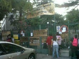 Protesta En El Instituto San Isidoro De Sevilla