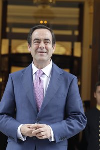 Bono pone "la mano en el fuego" por Blanco porque a su juicio es un hombre "honorable"