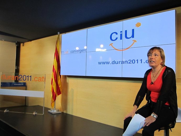 Marta Llorens Presenta Campaña 2.0 De Ciu