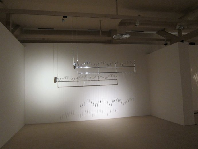 Una Pieza De La Exposición