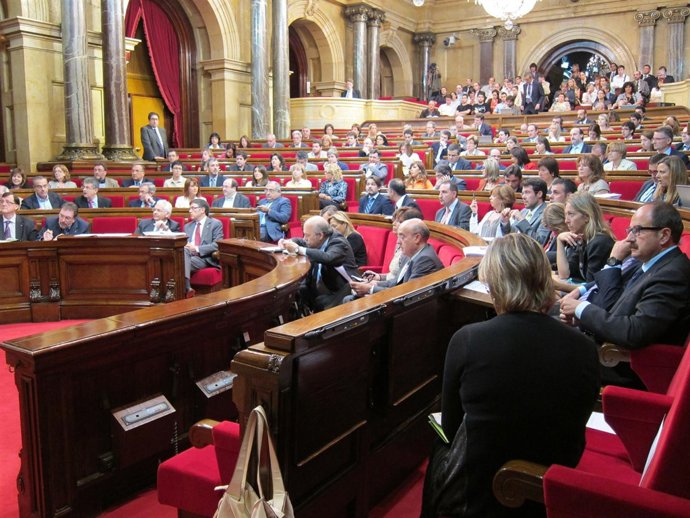 Pleno Del Parlament