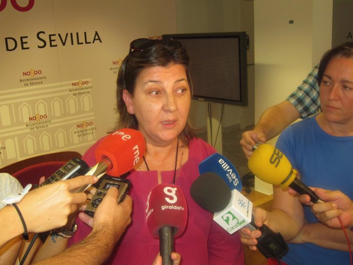 La Portavoz Adjunta De IU En El Ayuntamiento De Sevilla, Josefa Medrano