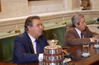AMP. Tenis/Davis.- Zoido dice que Sevilla "no fallará" y pide a la Junta la aportación "actualizada" de 2004