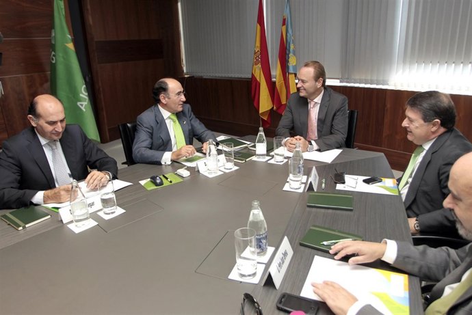 Fabra  En La Reunión De Iberdrola