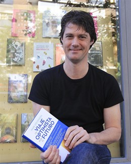 El Escritor Mark Stevenson 