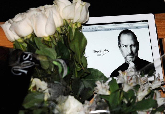 Altar En Homenaje A Steve Jobs